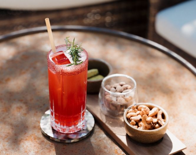 Bar Coquillade in gargas, 5-star hotel coquillade provence relais et chateaux in luberon